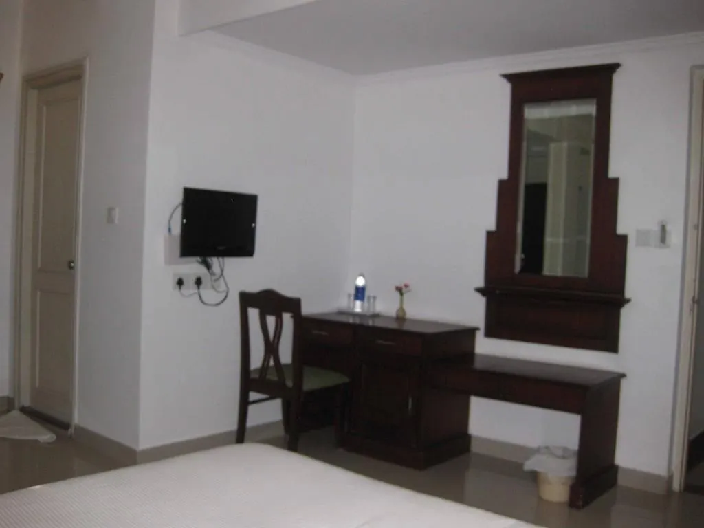 Hotel Centre Point Kochi