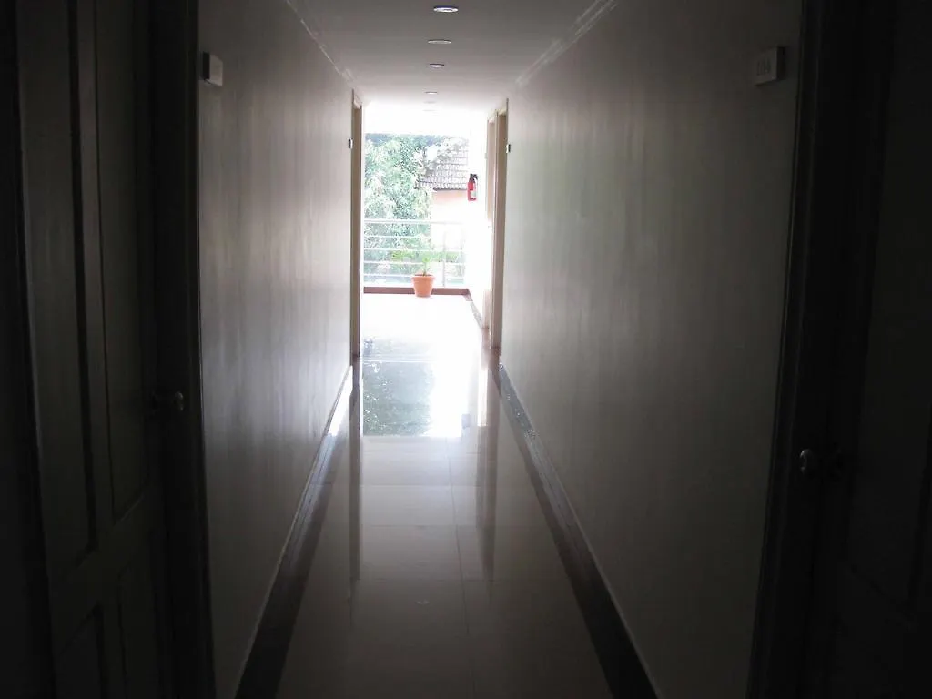 Hotel Centre Point Kochi