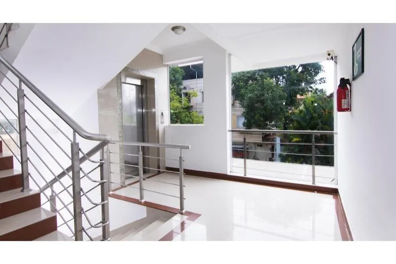 Hotel Centre Point Kochi